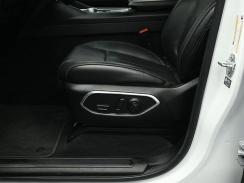 Used 2022 Jeep Wagoneer Series II image 11