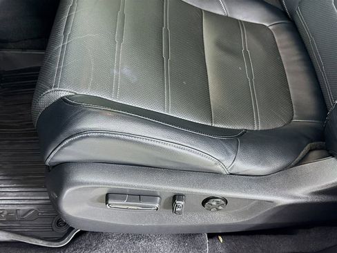 Used 2019 Honda CR-V Touring image 21