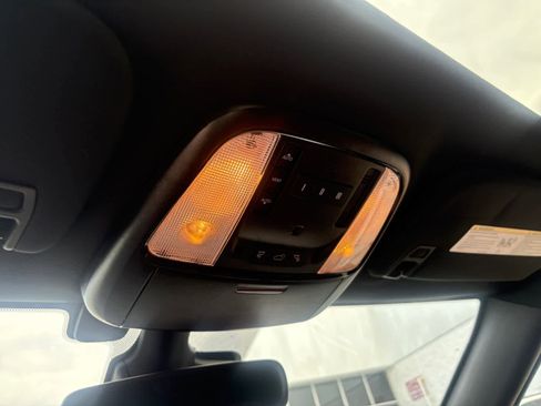 Used 2023 Dodge Durango SRT image 31