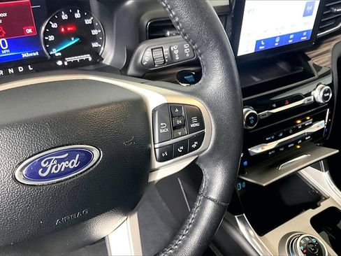 Certified 2024 Ford Explorer Limited image 15