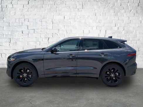 New 2026 Jaguar F-PACE R-Dynamic S image 3