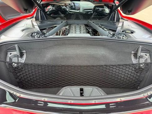 Used 2024 Chevrolet Corvette Stingray Premium Cpe w/ Z51 Performance Package RWD image 18