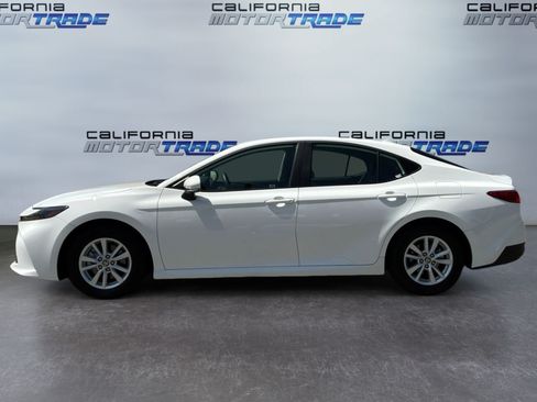 Used 2026 Toyota Camry LE FWD image 8