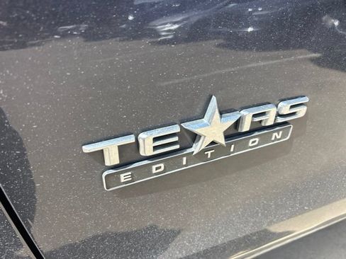 Used 2022 Chevrolet Silverado 1500 RST AWD/4WD image 10