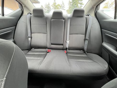 Used 2025 Nissan Altima 2.5 SV FWD image 39