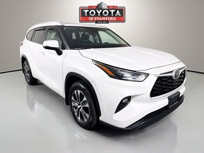 Used 2023 Toyota Highlander XLE