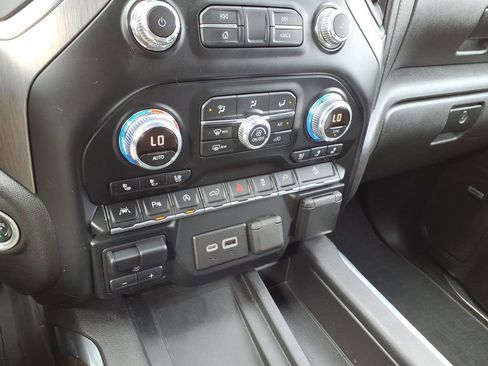 Used 2019 GMC Sierra 1500 Denali w/ Technology Package image 19