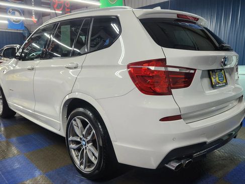 Used 2017 BMW X3 xDrive28i image 4