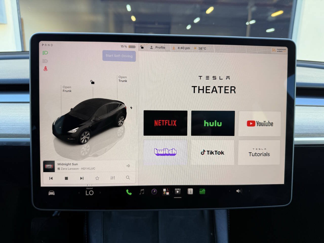 Used 2023 Tesla Model Y Long Range AWD/4WD image 13