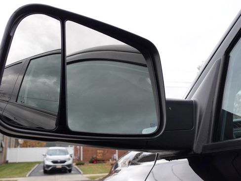 Used 2023 RAM 1500 Express w/ Wheel & Sound Group image 10