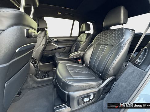 Used 2025 BMW X7 M60i w/ M Sport Professional Package AWD/4WD image 24