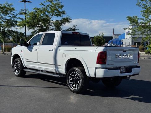 Used 2025 RAM 2500 Limited AWD/4WD image 9