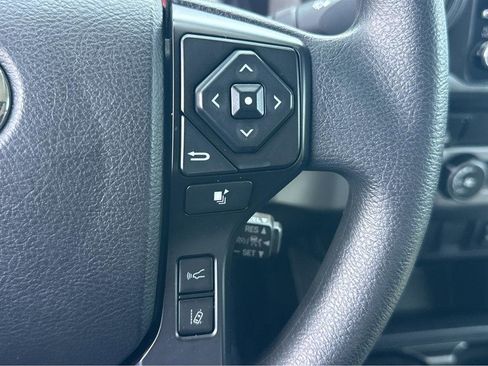 Used 2021 Toyota Tacoma SR RWD image 23
