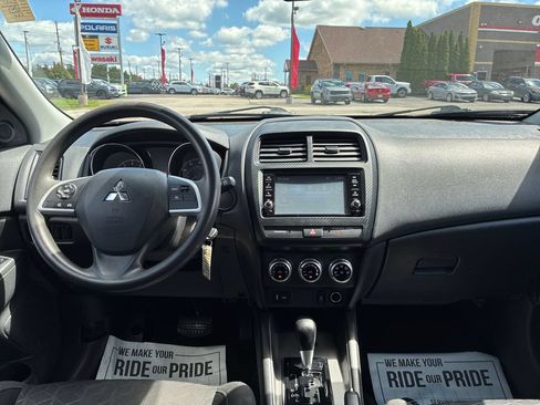 Used 2021 Mitsubishi Outlander Sport ES AWD/4WD image 18