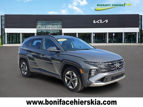 Used 2025 Hyundai Tucson SEL FWD image 1