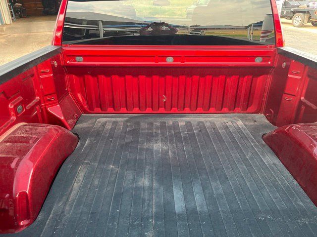 Used 2023 Chevrolet Silverado 1500 LT AWD/4WD image 6