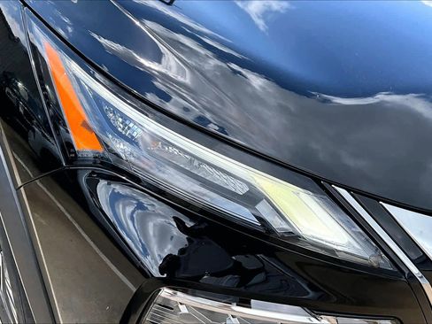 Certified 2023 Nissan Rogue SV image 26