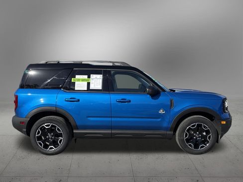 Used 2025 Ford Bronco Sport Outer Banks w/ Outer Banks Tech Package+ AWD/4WD image 5