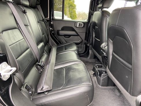 Used 2022 Jeep Gladiator Overland w/ Popular Equipment Package image 28