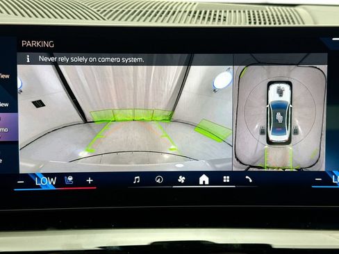 New 2027 BMW 530i xDrive w/ M Sport Package AWD/4WD image 15