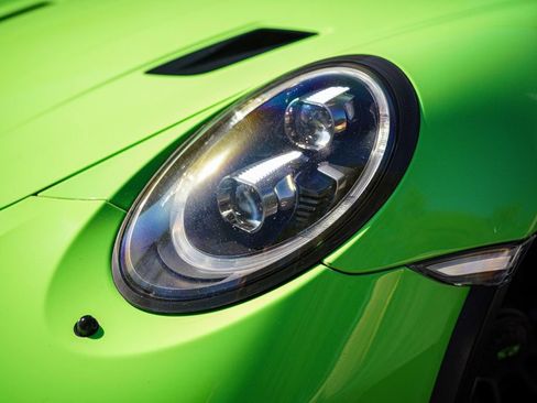 Used 2019 Porsche 911 GT3 RS image 4