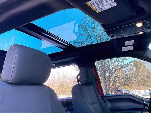 Used 2018 Ford F150 XLT w/ Equipment Group 302A Luxury image 14