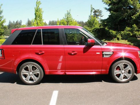 Used 2013 Land Rover Range Rover Sport Autobiography AWD/4WD image 7