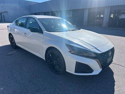 Used 2024 Nissan Altima 2.5 SR