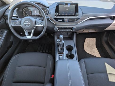 Used 2026 Nissan Altima 2.5 SV AWD/4WD image 9