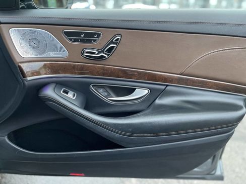 Used 2018 Mercedes-Benz S 560 4MATIC Sedan image 20