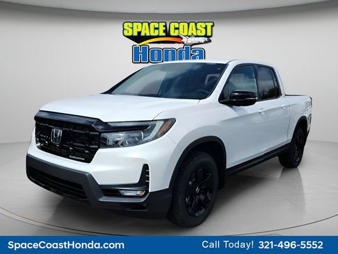 New 2026 Honda Ridgeline Black Edition image 4