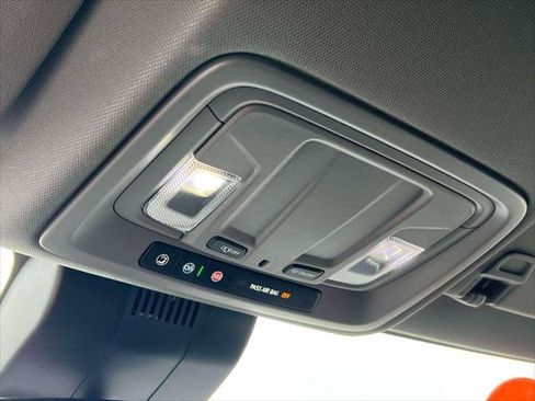 Used 2026 Chevrolet Silverado 1500 LT image 28