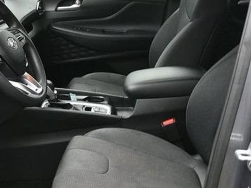 Used 2019 Hyundai Santa Fe SEL AWD/4WD image 12