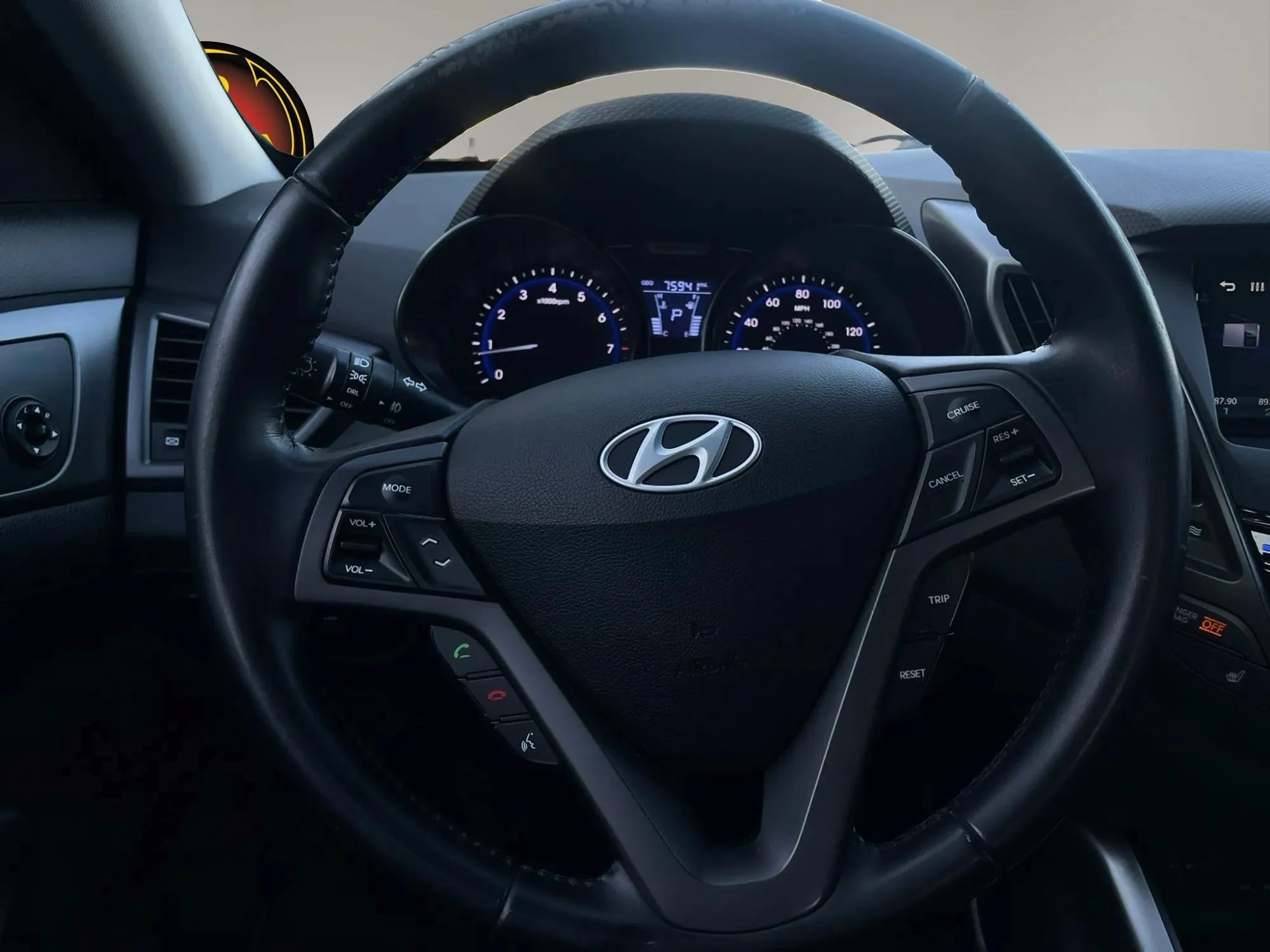 Used 2015 Hyundai Veloster Turbo FWD image 34