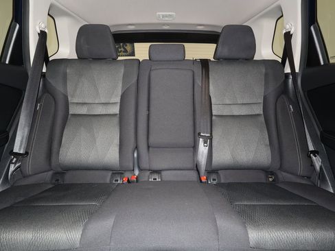 Used 2025 Nissan Rogue SV image 30