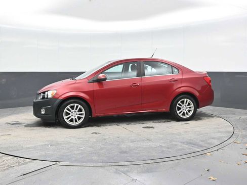 Used 2013 Chevrolet Sonic LT w/ Wheels and Fog Lamp Package image 4