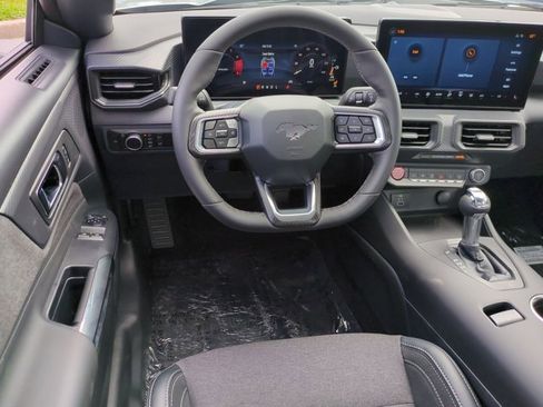 New 2025 Ford Mustang Coupe image 15