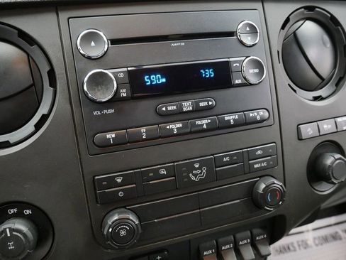 Used 2015 Ford F250 XL w/ Power Equipment Group image 30