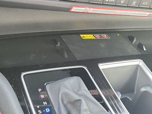 New 2026 Toyota Sienna XSE FWD image 17