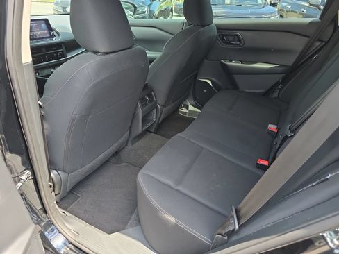 Used 2024 Nissan Rogue S FWD image 28