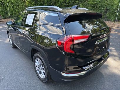 Used 2024 GMC Terrain SLT