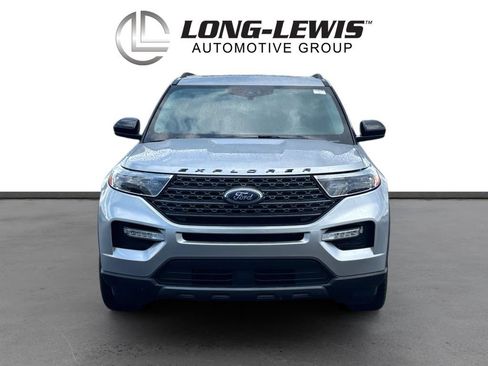 Used 2023 Ford Explorer XLT w/ Equipment Group 202A RWD image 11
