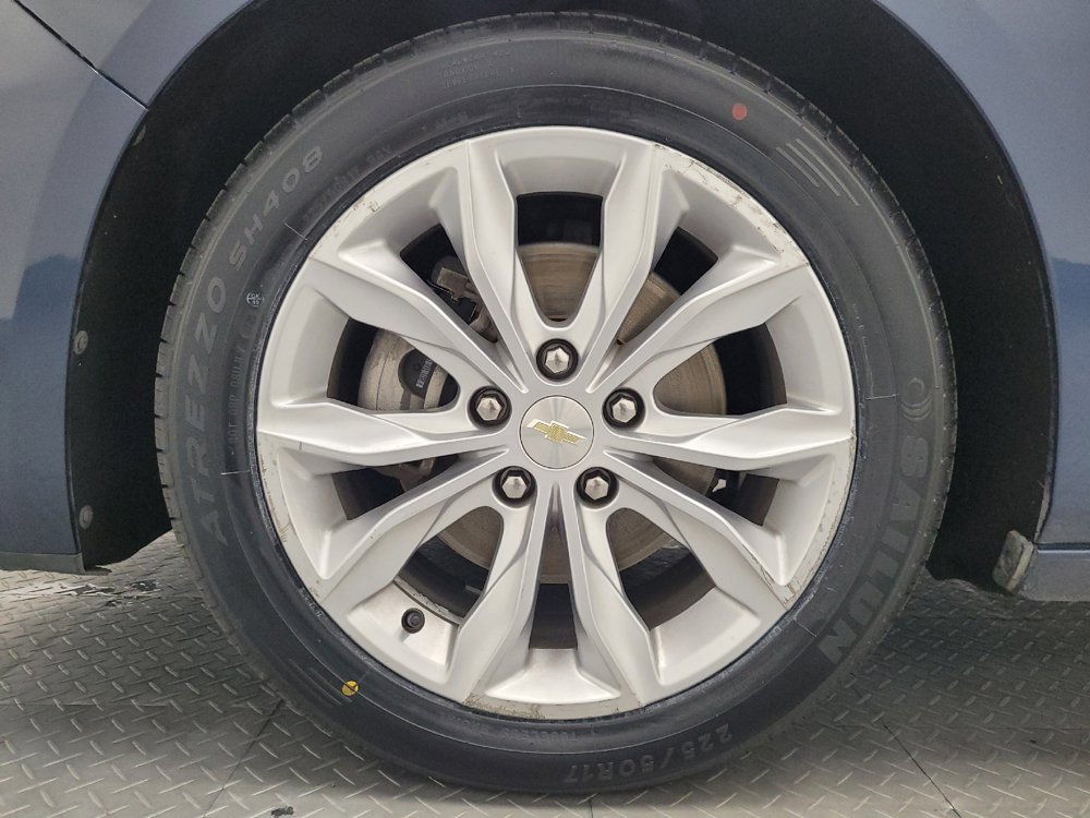 Used 2020 Chevrolet Malibu LT FWD image 31