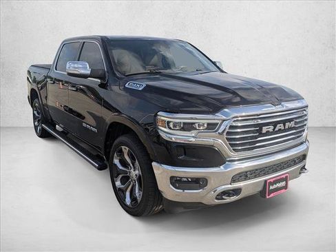 Used 2022 RAM 1500 Limited AWD/4WD image 3