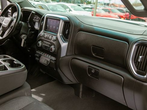 Used 2023 GMC Sierra 2500 SLE image 11