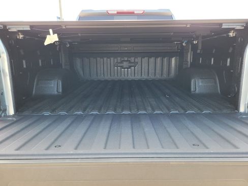 New 2025 Chevrolet Silverado 1500 RST w/ Redline Edition AWD/4WD image 12