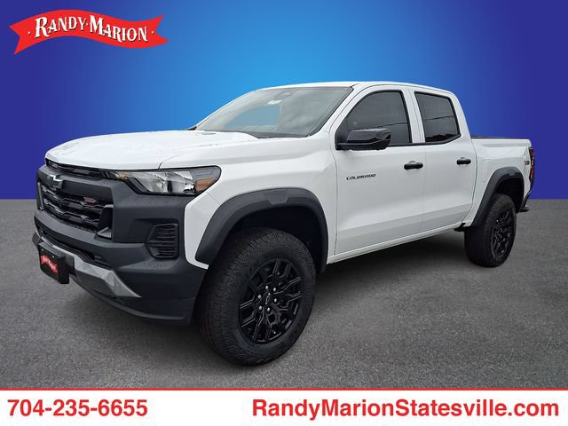 New 2026 Chevrolet Colorado Trail Boss AWD/4WD image 1