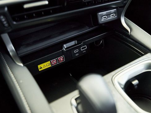 Used 2024 Lexus RX 350 w/ Convenience Package image 54