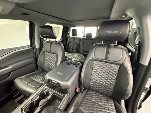 New 2026 Ford F250 Lariat w/ Black Appearance Package image 44