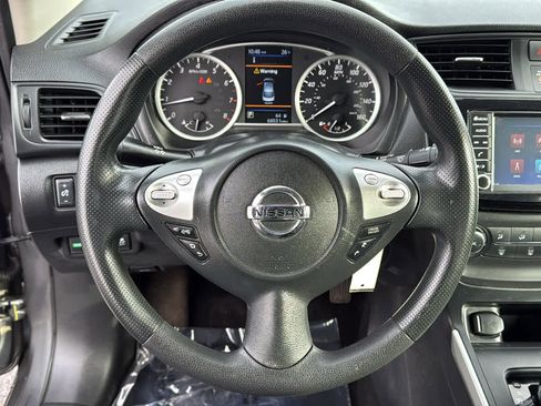 Used 2019 Nissan Sentra S image 13